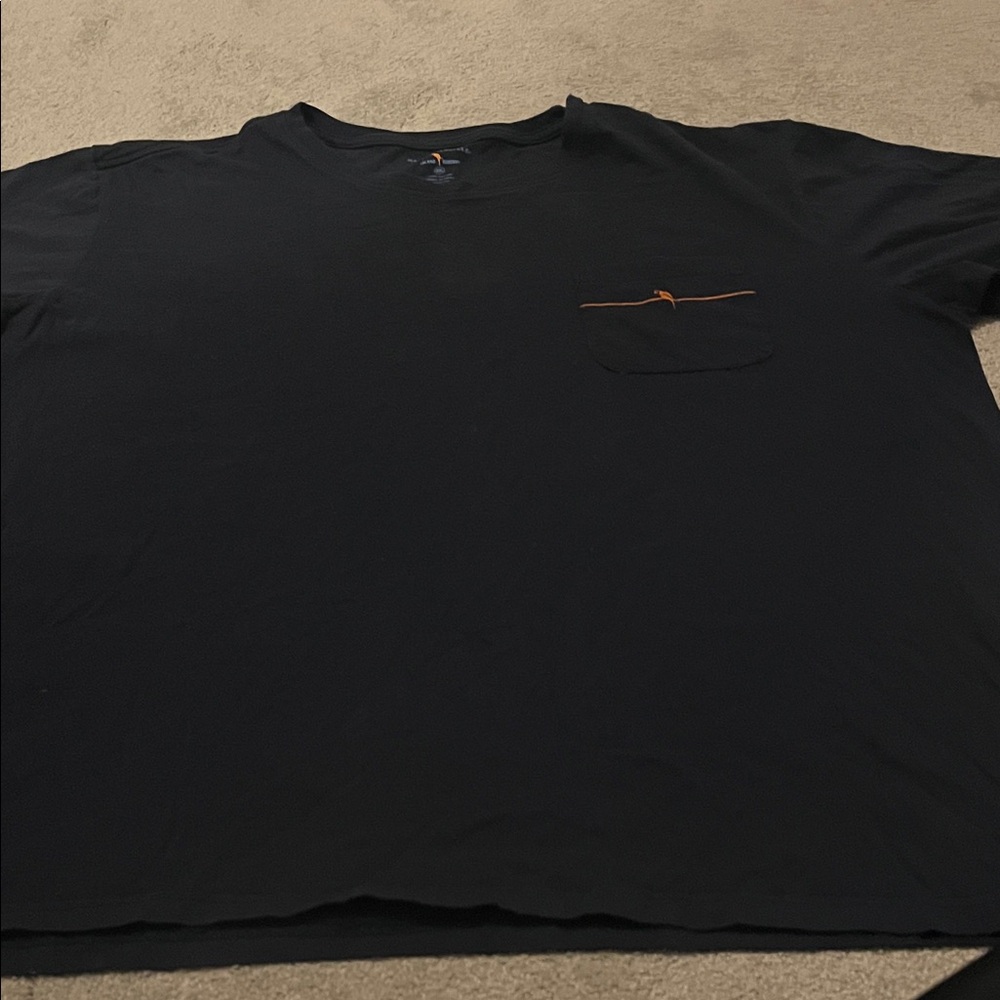 Margaritaville Men’s Navy blue Tee with parrot design on Pocket